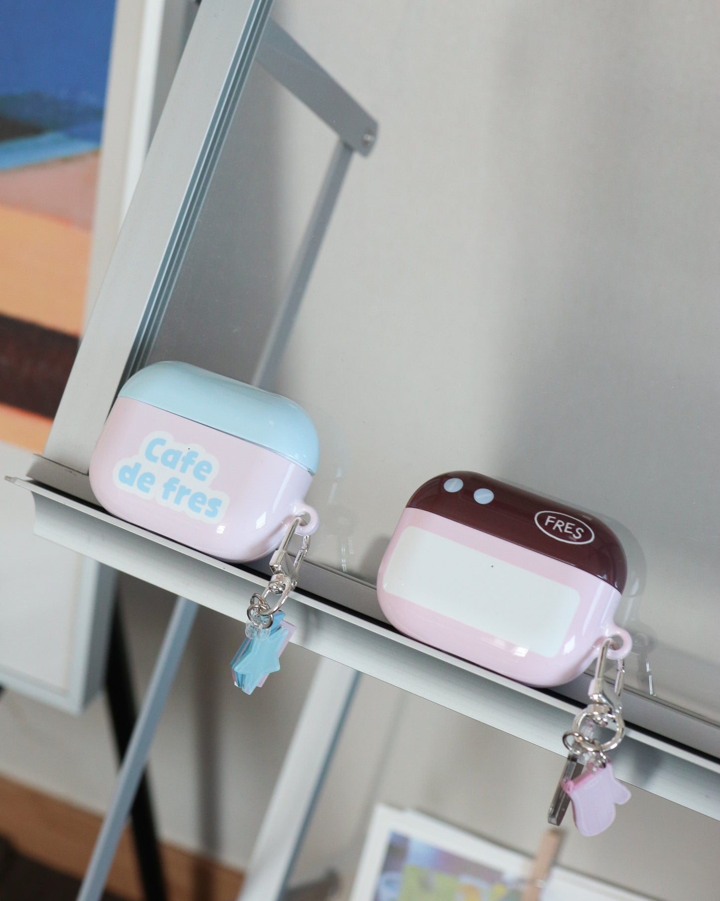 Bubblegum Airpods Case
