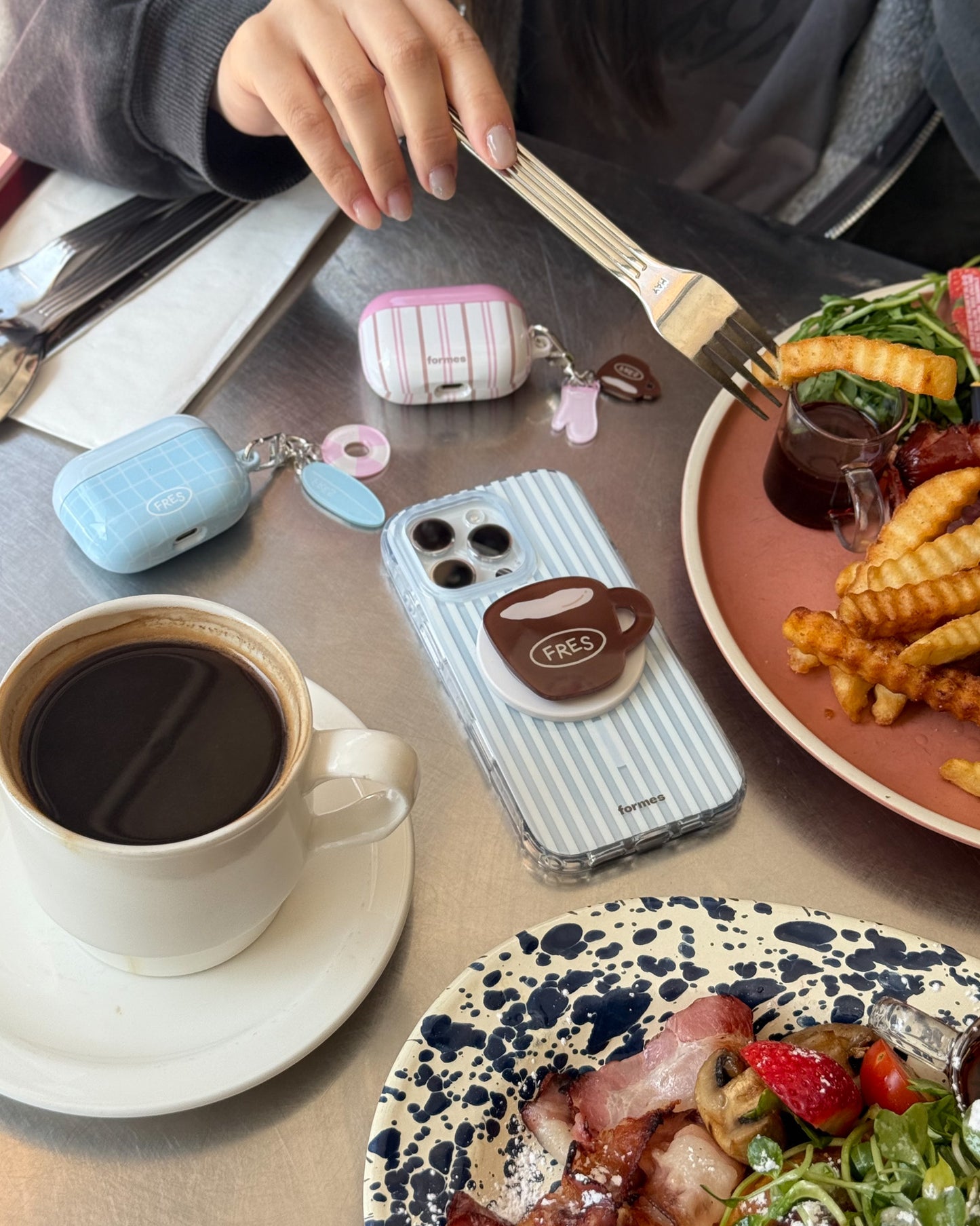 Blue Pudding Airpods Case